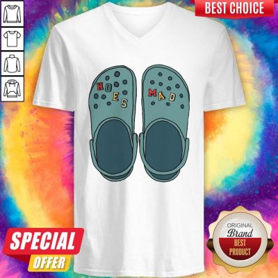 Official Croc Hoes Mad V-neck